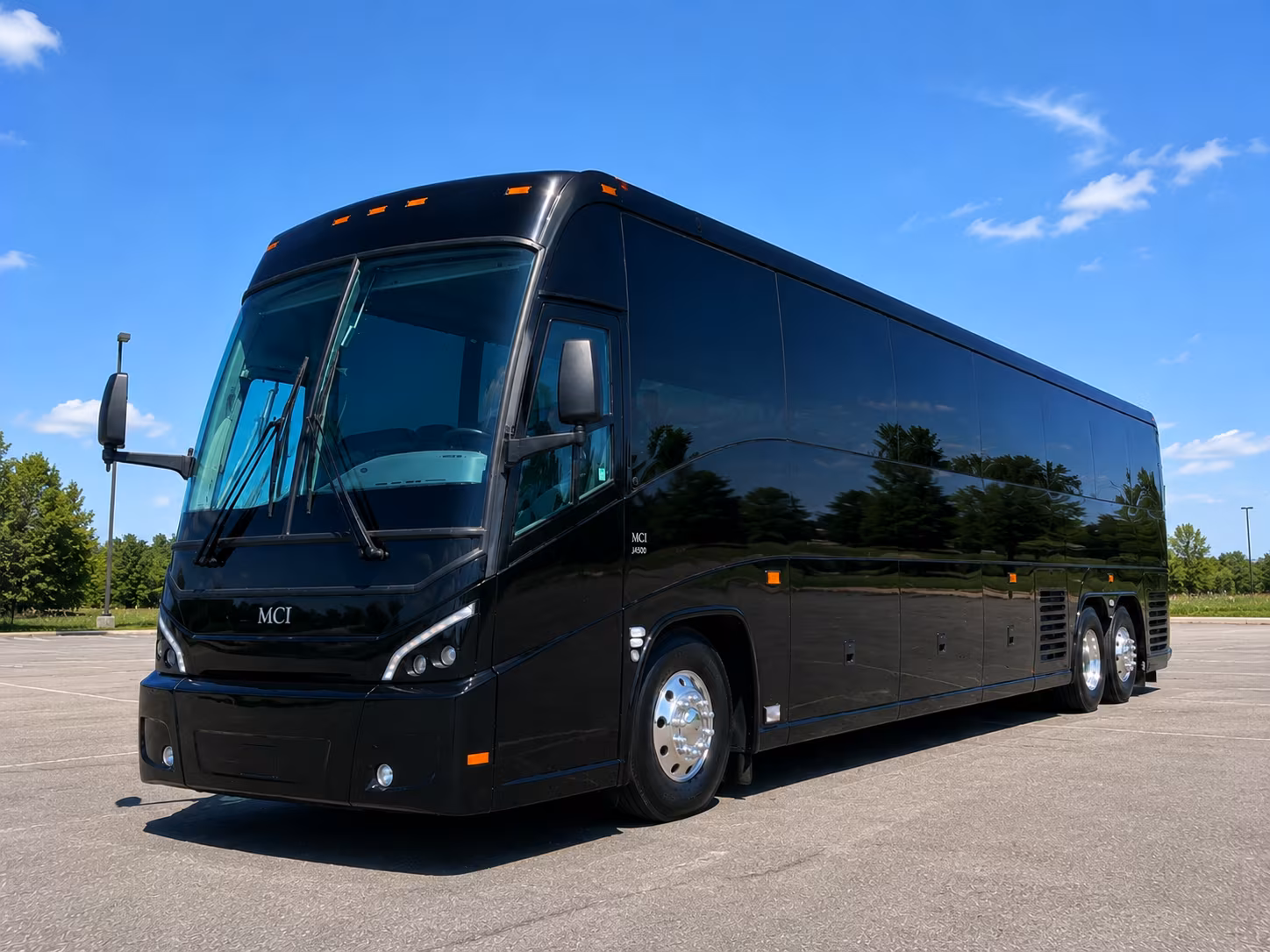 charter buses from coon rapids to chicago green bay and beyond