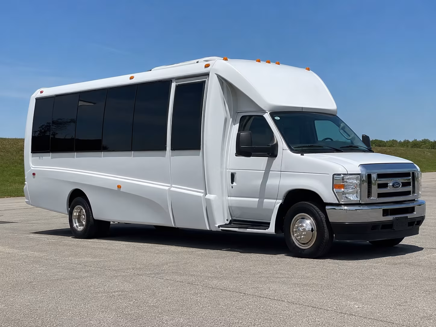 coon rapids holiday party bus rental