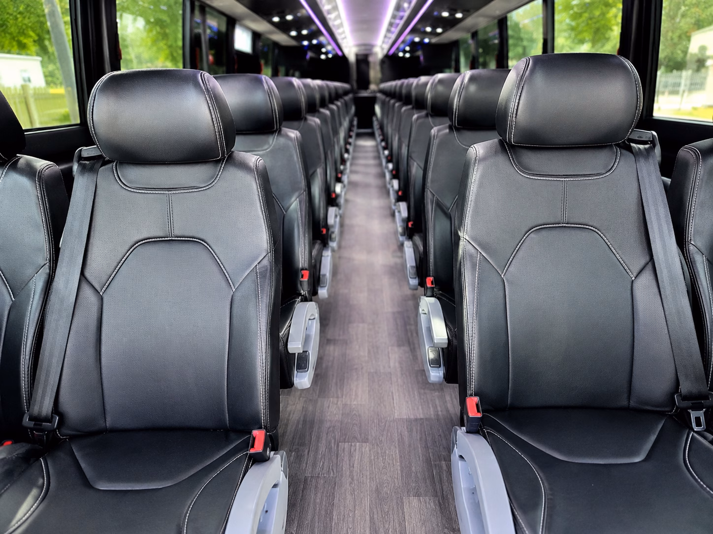 corporate airport transfers between coon rapids and msp