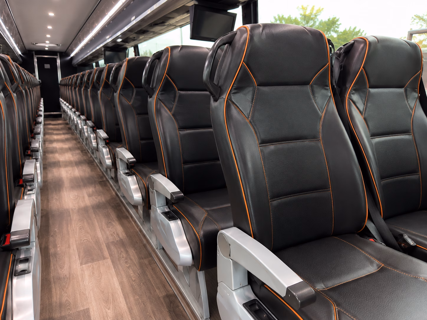 eden prairie long distance charter buses for multi day group trips