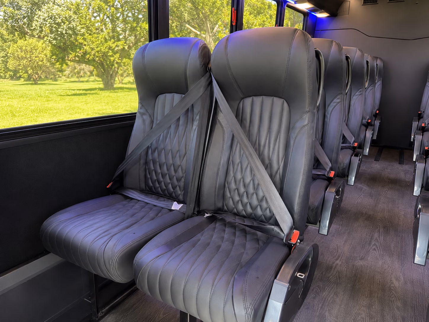 plymouth arrange transportation for your plymouth school field trip