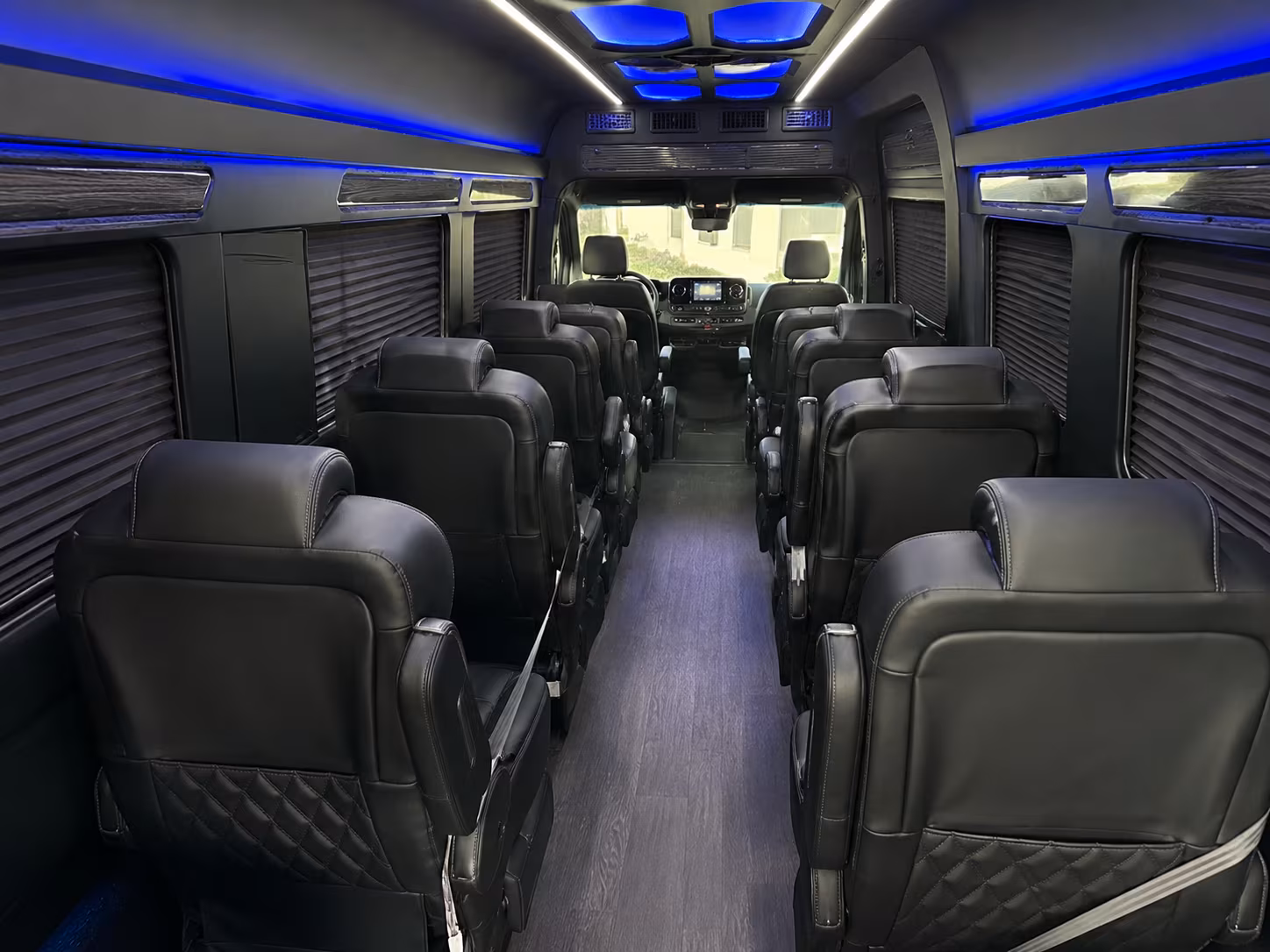 woodbury make an entrance with woodbury prom transportation